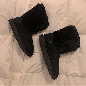NWT 🎉 Black Tania UGGS